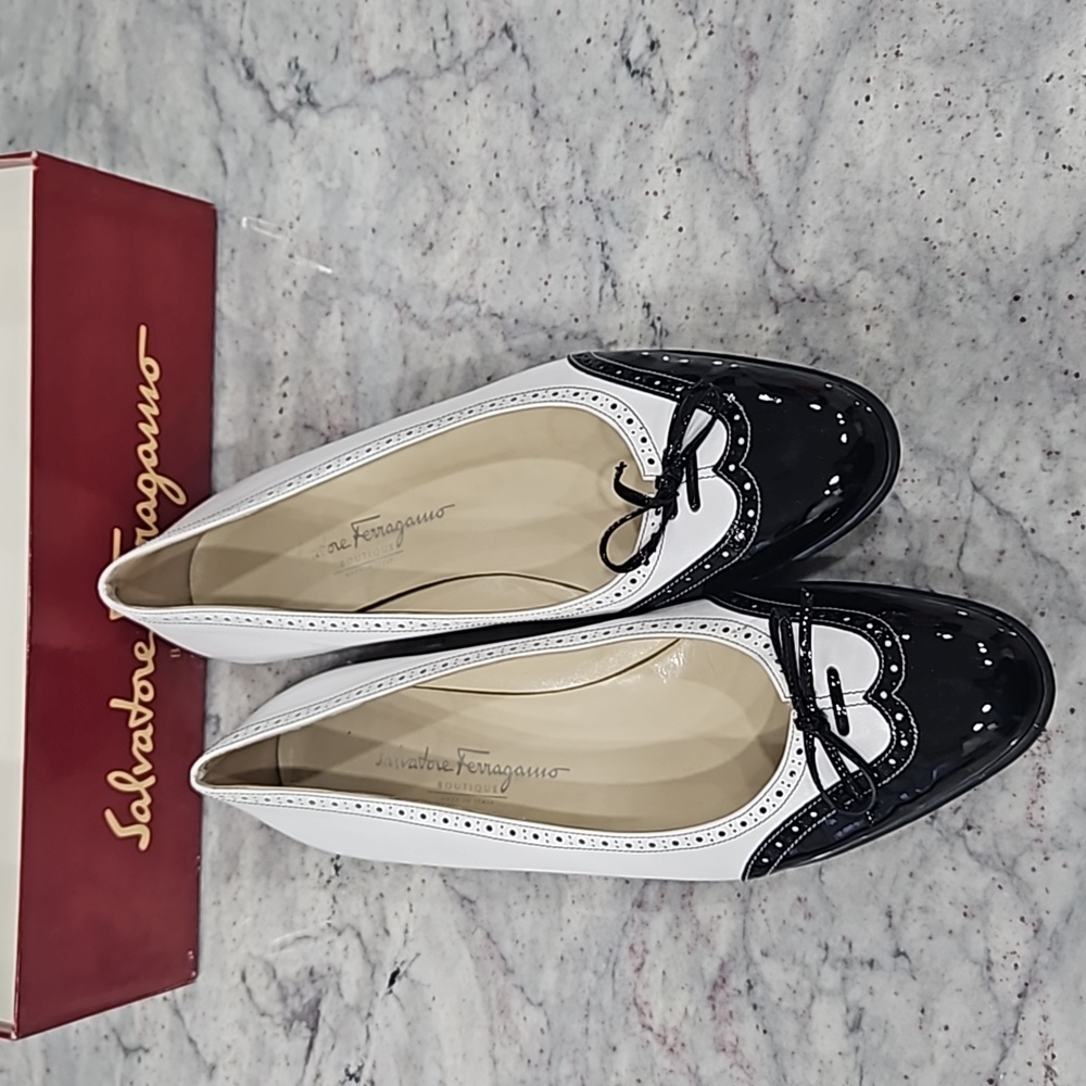 Salvatore Ferragamo ballet flats. Size 10AA
